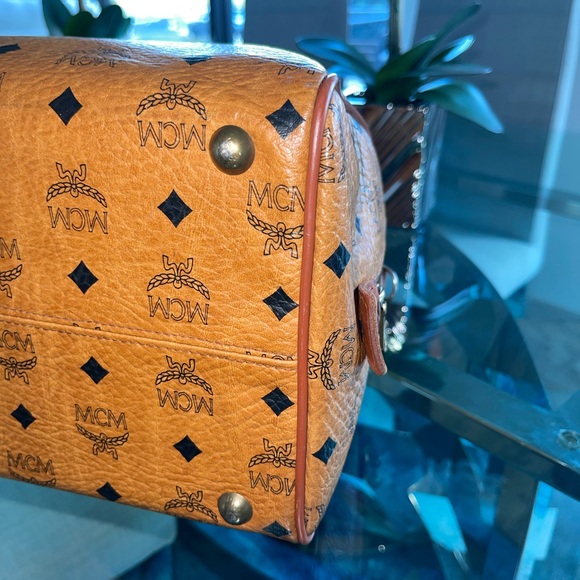 Vintage MCM Boston Bag & wallet - Picture 11 of 17